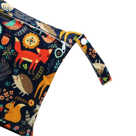 NWT Black Animal Print Wet Bag - Picture 3 of 6